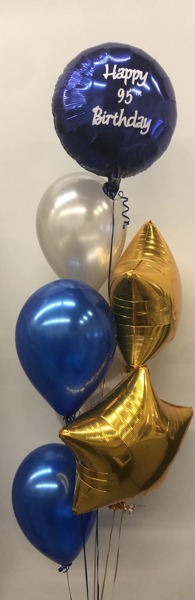 custom 18 inch balloon with star mylars and latex